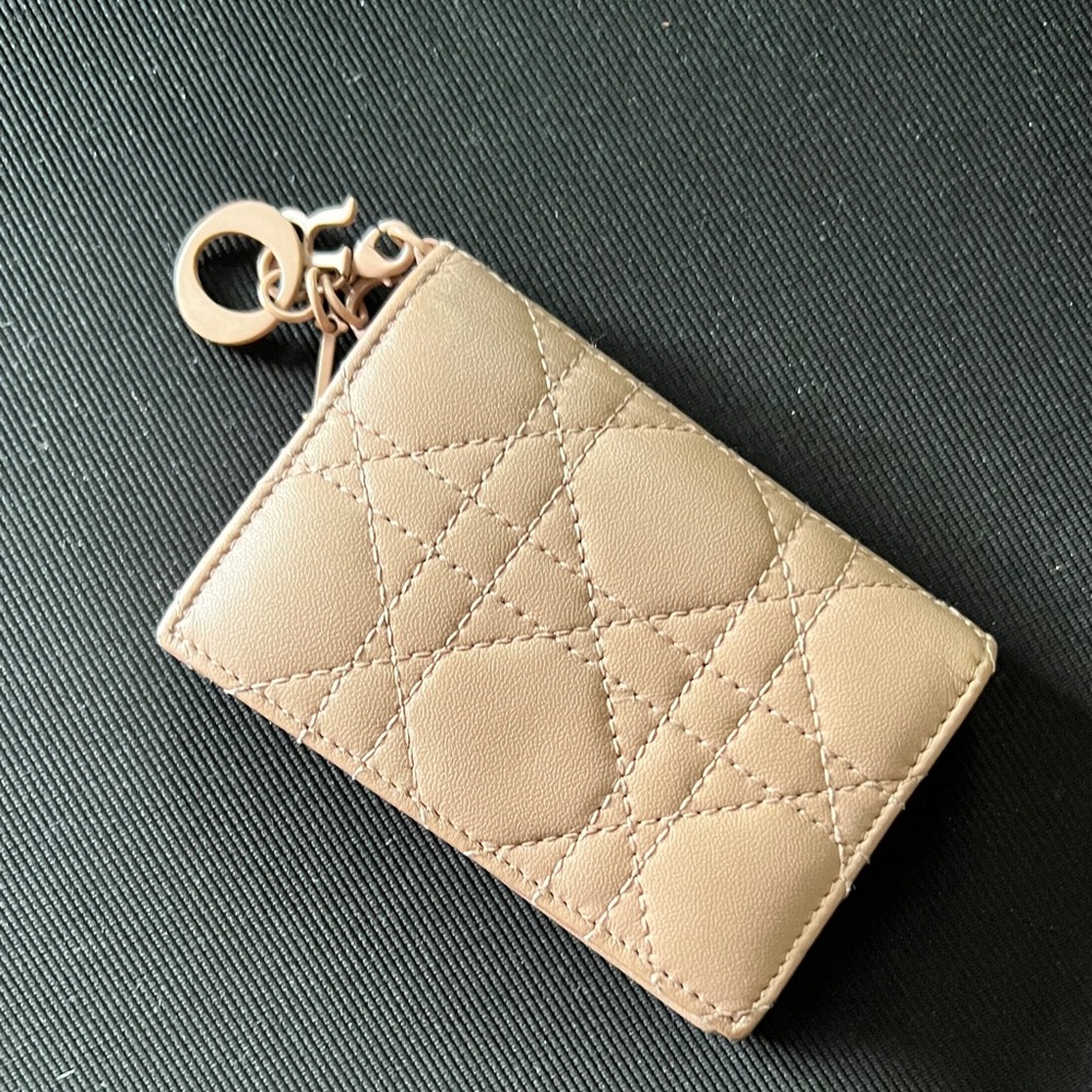 Blush Dior Wallet - Picture 3 of 9